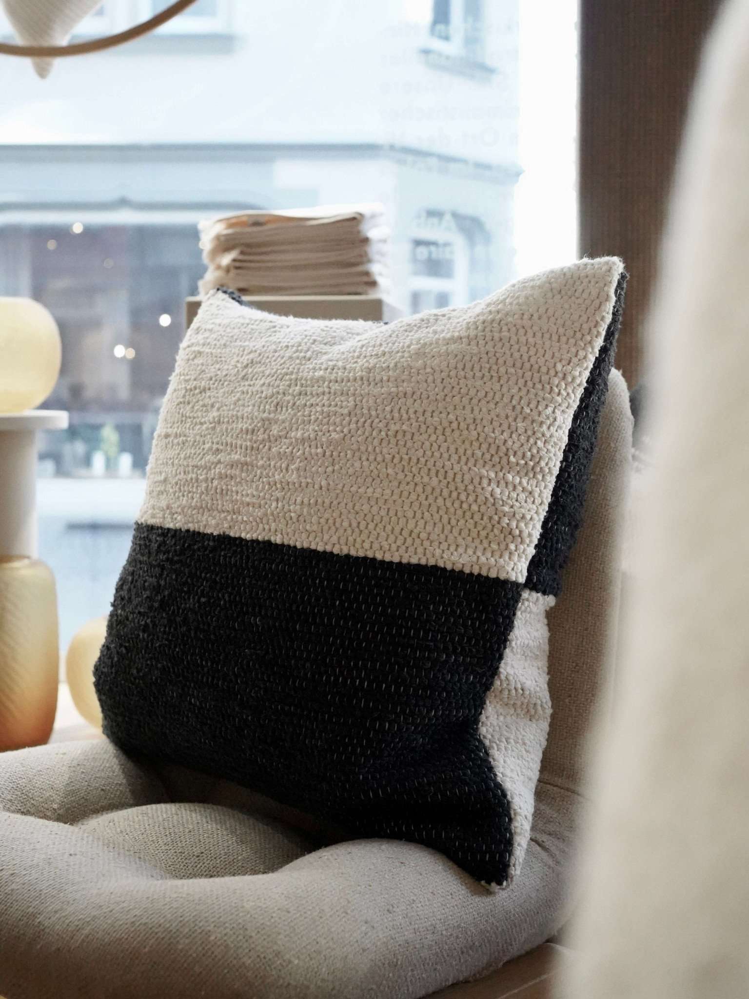 Kissen Wohnzimmer handgewebt Baumwolle schwarz weiss