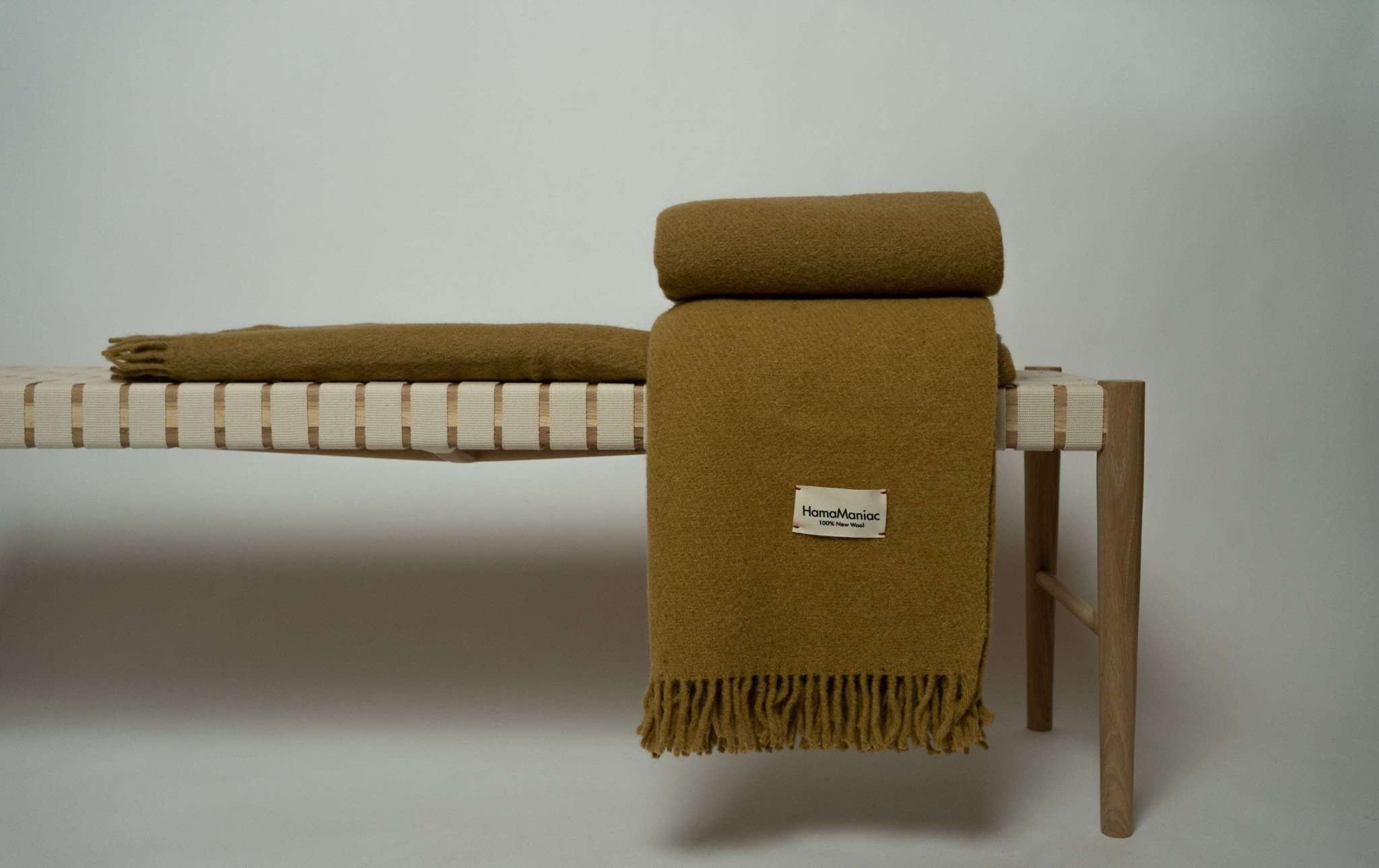 Wolldecke Couchdecke Wohnzimmer ocker